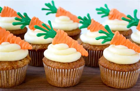 taste carrot cupcakes  cream cheese frosting