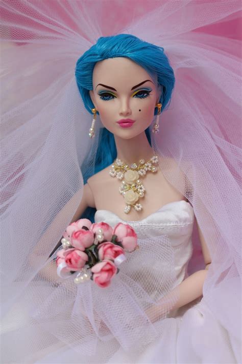 Tulabelle Bride Wedding Doll Barbie Bride Glam Doll