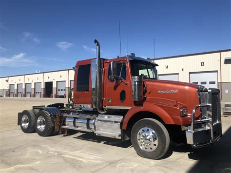 One of the paint jobs I sprayed last week. Double-teamed this one with