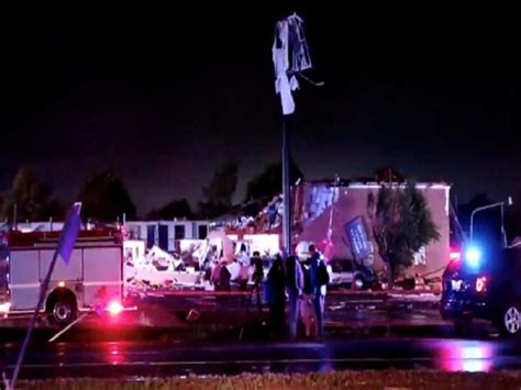 2 Dead After Tornado Roars Through Oklahoma Town Ndtv Updates