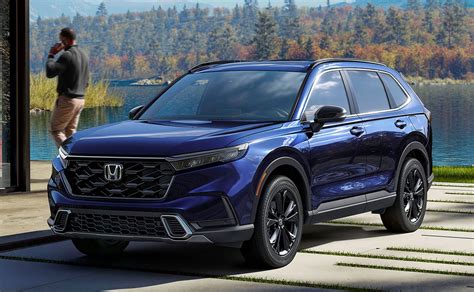 2023 Honda Cr V Bigger And Loaded More Tech Safety Gear And 2 Hybrid