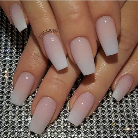Medium Pink Ombre Nails Look Amazing With Minimal Effort Img Virtual