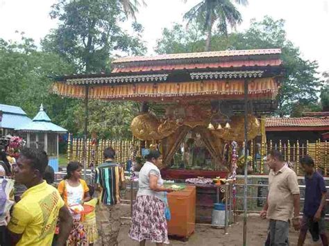 Scenery 2 Picture Of Mahiyangana Temple Mahiyanganaya Tripadvisor