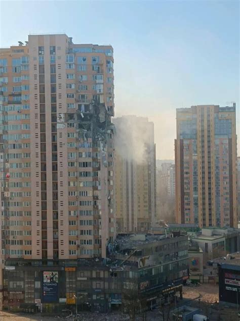 В Киеве ракета попала в многоэтажку | Комментарии.Киев