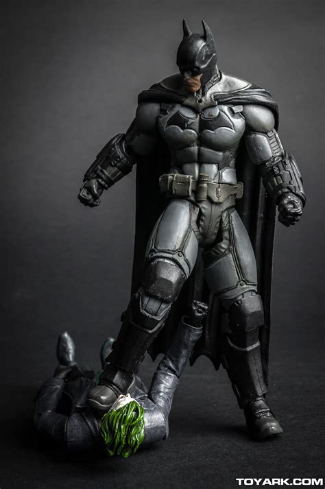 Arkham origins is the next installment in the blockbuster batman: DC Collectibles Arkham Origins Highlights Photo Shoot ...