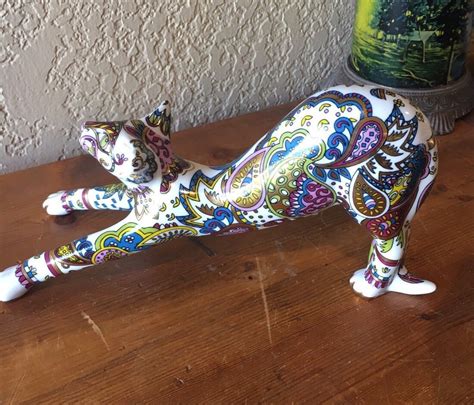 Fab Collectible Paul Cardew Cool Catz Paisley Stretching Porcelain Cat