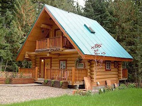 New, prefab tiny homes come in a wide range of prices to suit many budgets, from around $40k at the lower end to $100k at the higher end. Small Log Cabin Kit Homes Pre-Built Log Cabins, simple log ...