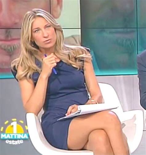 Jun 24, 2021 · di mia ceran!mia da qualche tempo conduce insieme a luca e paolo quelli che il calcio, il programma che ha recentemente ricevuto una promozione dalla rai che ha voluto provare a trasferire il. Mia Ceran, biografia