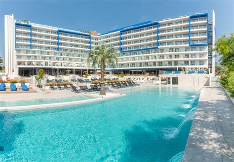 Hotel L Azure Sup Te Lloret De Mar Aan De Costa Brava Verhoeven