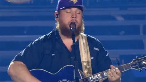 Luke Combs Releases Cover Of Tracy Chapmans Fast Car Recorded In Minneapolis Bring Me The News