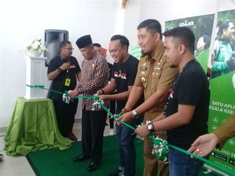 Maybe you would like to learn more about one of these? Kota Yang Ada Gojek - Grab Motor
