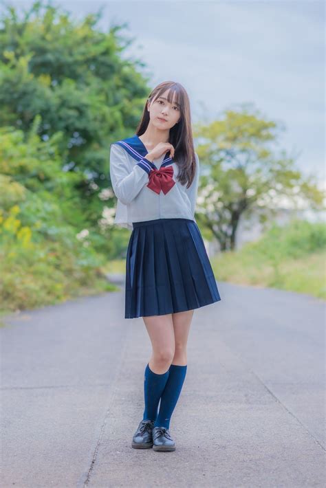 Perfect Bangs Japanese School School Girl Skater Skirt Poses Cute