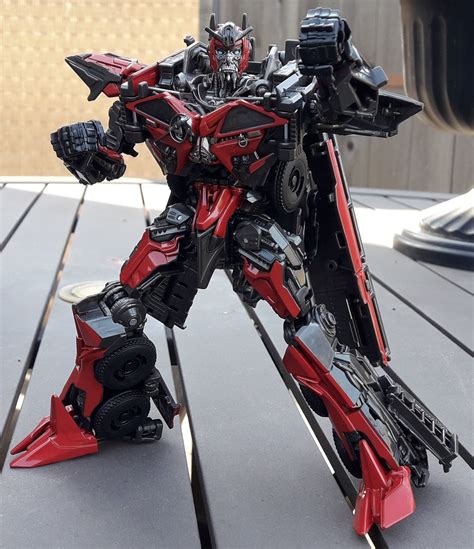 Thoughts of the Surge: Transformers Studio Series Sentinel Prime review