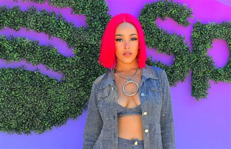 Doja Cat Responds To Backlash Over Resurfaced Video Of Her Rapping Cardi Bs “press” Complex