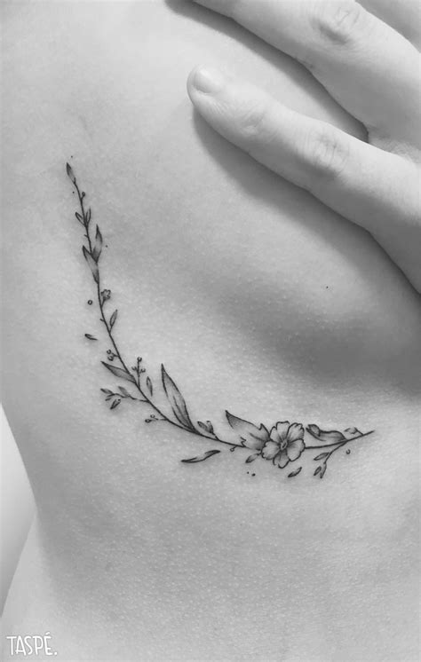 Taspé Tattoo Sideboob Girl Flower Black Cute Elegant Tattoos Dainty Tattoos Feminine Tattoos