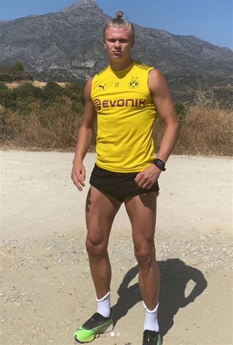 Erling Haaland Flaunts Body Transformation After Piling On A Stone Of Muscle Daily Star