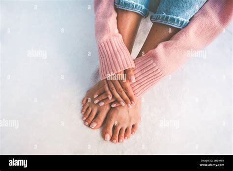 Hands Feet Woman Hi Res Stock Photography And Images Alamy