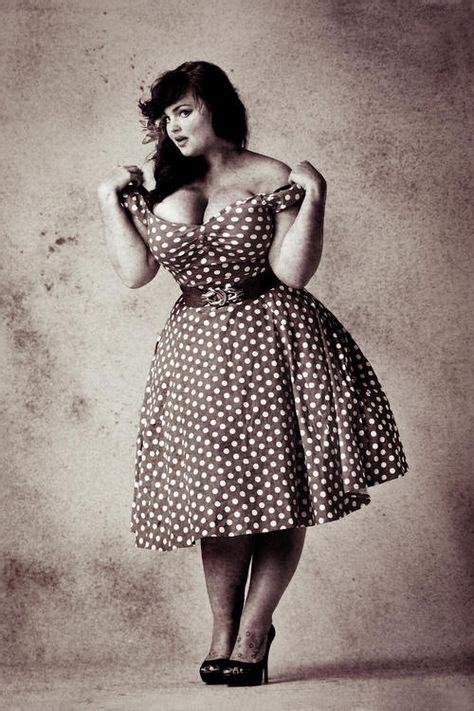 Pin Up Girl Plus Size Curves Voluptuous Beauty Boost Fashion