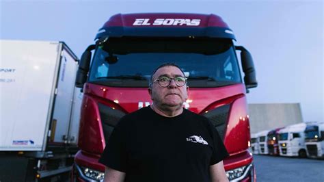 As Es La Dura Vida De Un Camionero En Espa A Youtube