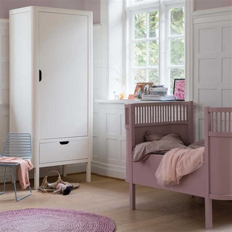 Ein weiteres kennzeichen ist in der regel der leichte aufbau ohne werkzeug. ᐅ Schmaler Schrank für Kinderzimmer bei kinder räume aus ...