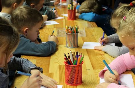 Die öffnung der kitas in sachsen ist für viele eltern eine erleichterung. Wie haben Kita-Kinder die Corona-Zeit erlebt? - Das ...