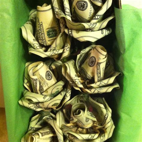 This gift box has everything a recent college graduate needs for a celebration: Roses made from money! I made these for my daughter's ...