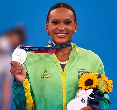 Rebeca Andrade A Primeira Mulher Brasileira A Conquistar Uma Medalha Ol Mpica Na Gin Stica