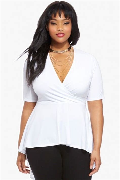 5 White Tops That Flatter Your Curves Page 3 Of 5