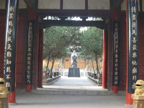 Yangguan or southern pass on the south silk road in gansu, 70 km south of dunhuang 敦煌. 河西走廊四郡 武威.張掖.酒泉.敦煌\ 甘肅武威文廟