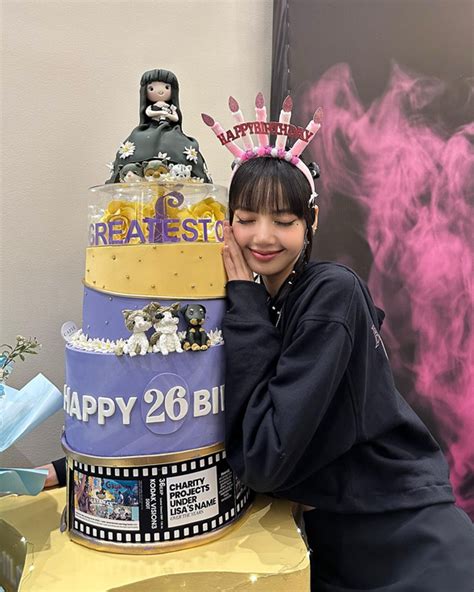 Birthday Magic For Lisa As Blackpink And Fans Unite For A Memorable Celebration In The