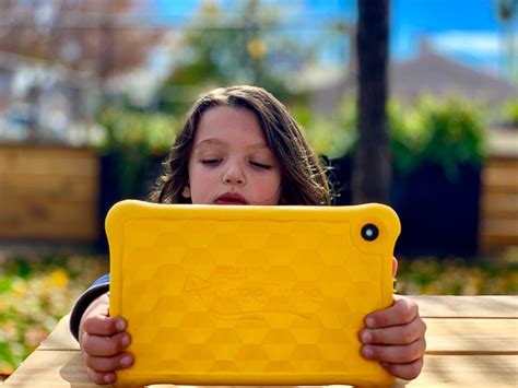 Joel keller (@joelkeller) writes about food, entertainment, parenting and tech, but he doesn't kid himself: How I Balance My Kid's Screen Time | Screen time ...