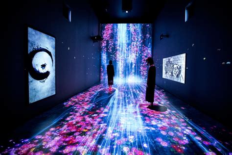 Frameweb Immersive Exhibition By Tokyos Teamlab Blends Realities