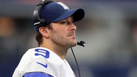 Dallas Cowboys Qb Tony Romo Leaving Football For Broadcast Career