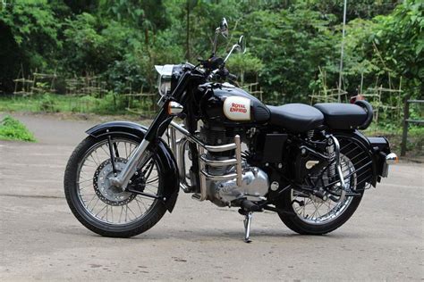 This classic machine has kept pace with advances in engineering and ergonomics without diluting its impeccable pedigree. Used Royal Enfield Bullet 350 Bike in Kottayam 2015 model ...