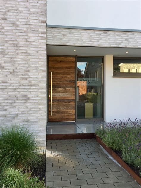 Dieses tippspiel ist nur für heim&haus mitarbeiter und deren direkte angehörige. Altholz Haustür Design Kerstin Gburek-Bahr | Haus und heim ...