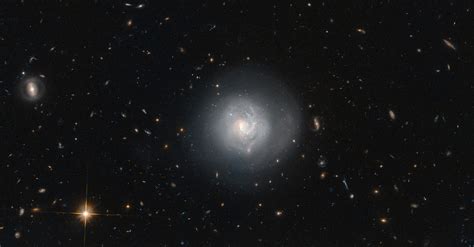 A Galaxy At The Centre Of The Hubble Tuning Fork