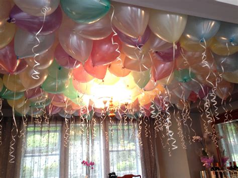 Creating Ceiling Decor Floating Balloons Balloon Ceiling Balloons