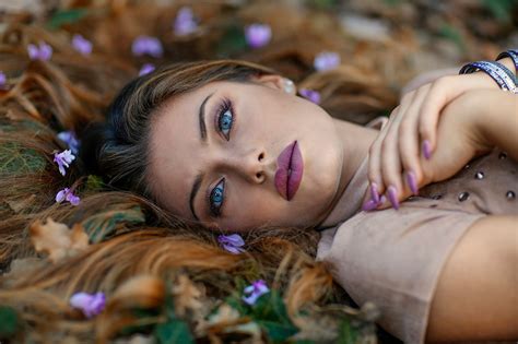 Painted Nails Women Blue Eyes Lying Down Alessandro Di Cicco Model Makeup Face Portrait