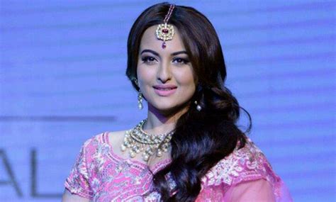 Up Police Team In Mumbai To Meet Sonakshi Sinha For Inquiry Into Alleged Cheating Case The