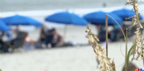 Say What Now South Carolina Woman Dies After Being Impaled By Loose Beach Umbrella Blowing In
