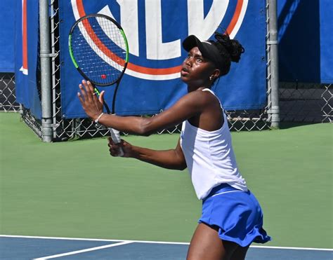 florida men s women s tennis complete season sweep of florida state the independent florida