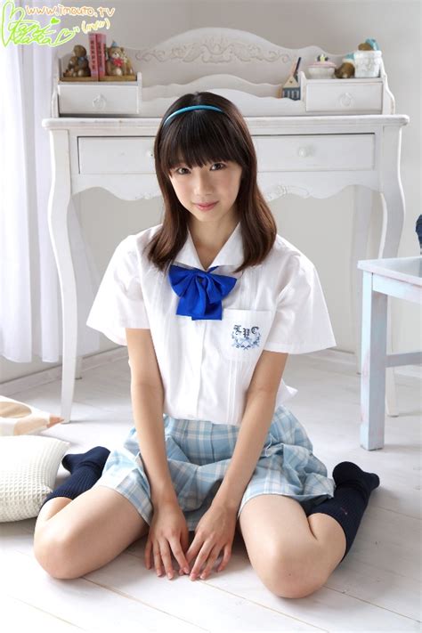 Japanese Girl Idols Pics Photos Momo Shiina Tags Junior