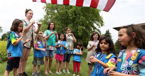 Vernon Hills Mom Starts Girl Scout Troop For Deaf