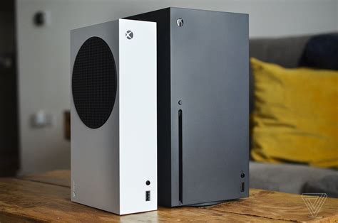 Microsofts New Xbox Series S Is Surprisingly Small In Size And Price