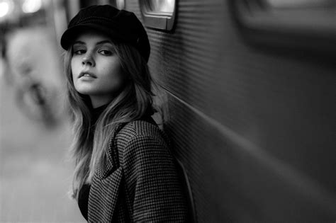 Anastasia In Town — Sacha Leyendecker In 2020 Models Anastasia