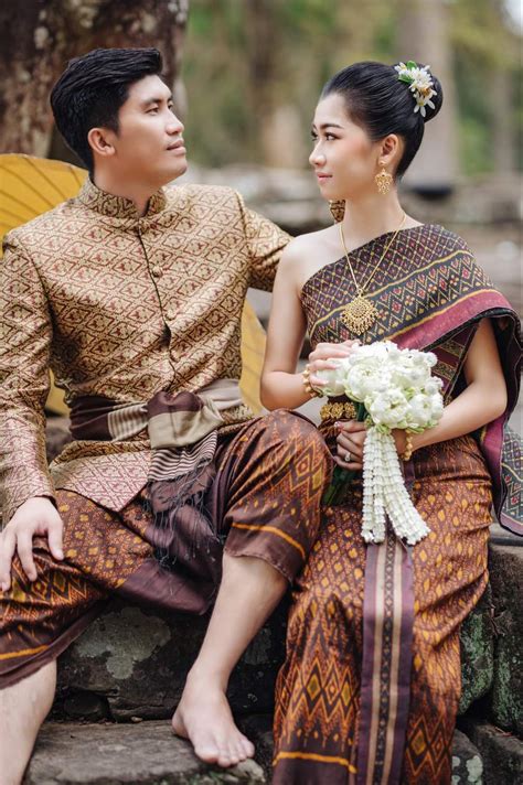 Traditional Dresses Cambodia Wedding Outfit Ancient Sari Fabulous