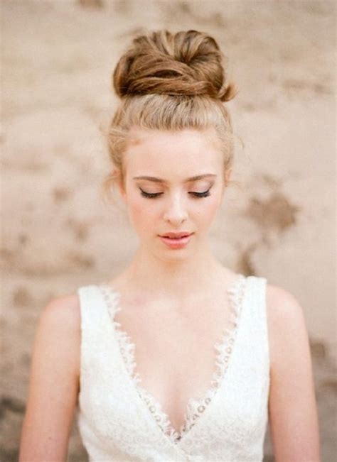 18 Super Romantic And Relaxed Summer Wedding Hairstyles Weddingsonline