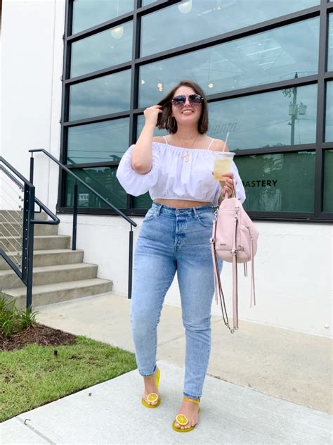 summer outfit off the shoulder crop top slim mom jeans