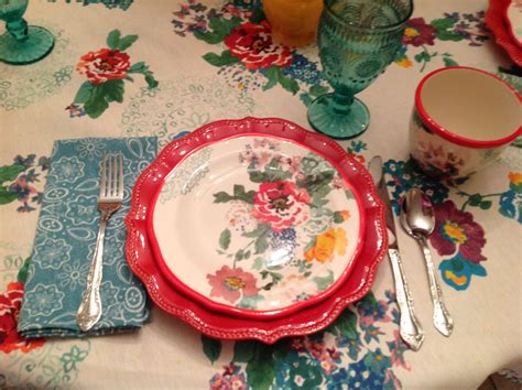 Follow ree's quickest recipes to get a delicious dinner on the table faster than you ever thought possible. My Pioneer Woman Country Garden tablescape. | Pioneer ...