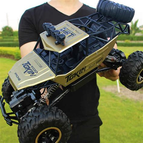 Large Remote Control Truck 4wd Waterproof Remote Control Car 24g 2